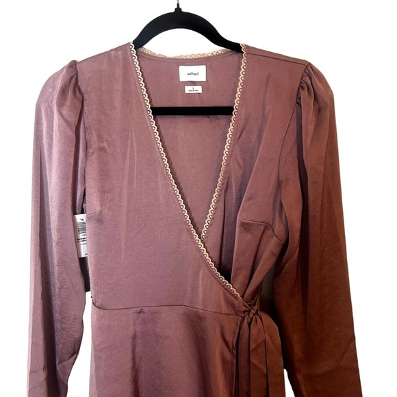 Aritzia Wilfred Mademoiselle Satin Longsleeve Dress - Picture 7 of 16
